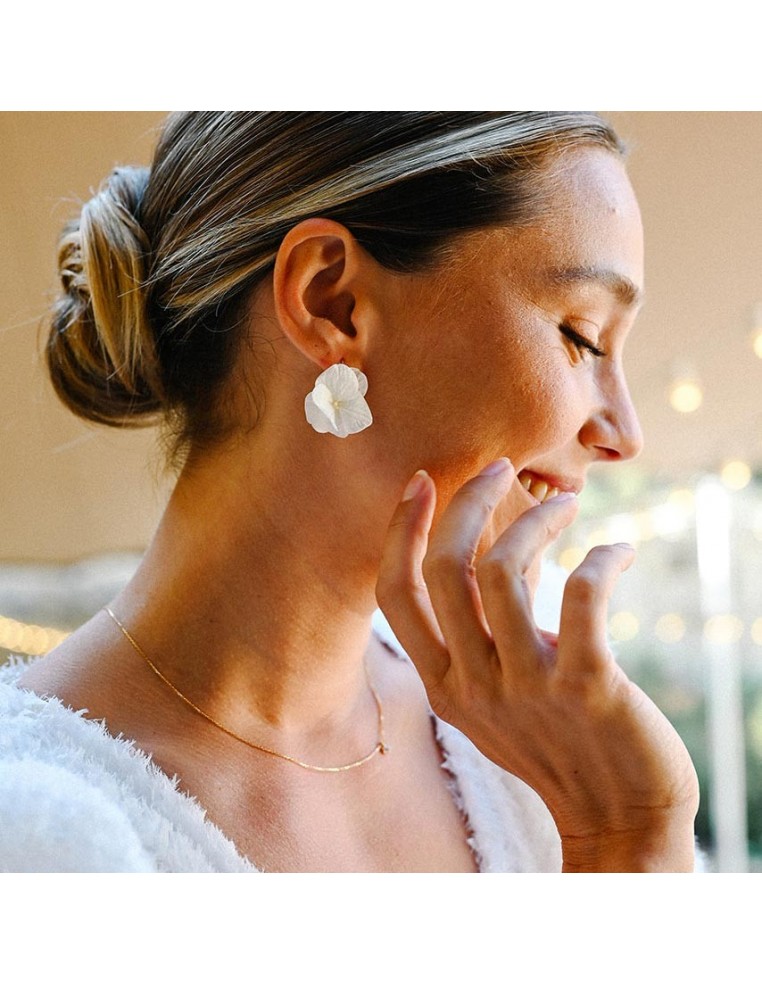 Boucles d'oreilles hortensia blanche - L'Atelier de Clotilde - Comptoir Doré