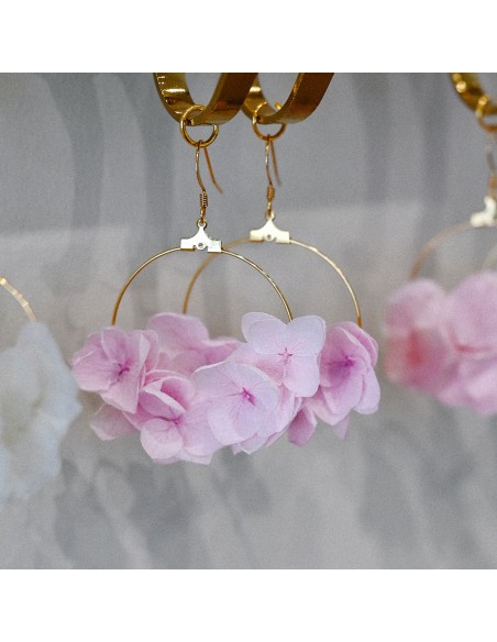 Boucles d'oreilles hortensias stabilisées rose glycine - L'Atelier de Clotilde