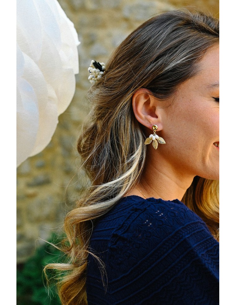 Boucles d'oreilles feuilles et perles Selva - Comptoir Doré - L'Atelier de Clotilde