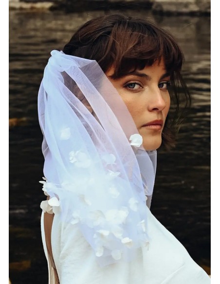 Voile De Mariée Court Perlé - Tulle Blanc Avec Barrette - Accessoire Pour EVJF, Mariage, Fête, Carnaval - Dentelle Et Perles