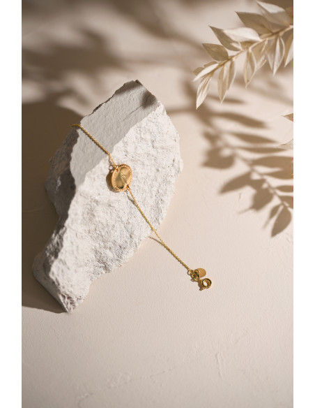 Bracelet plaqué or médaille gravée et chaîne Comptoir Doré