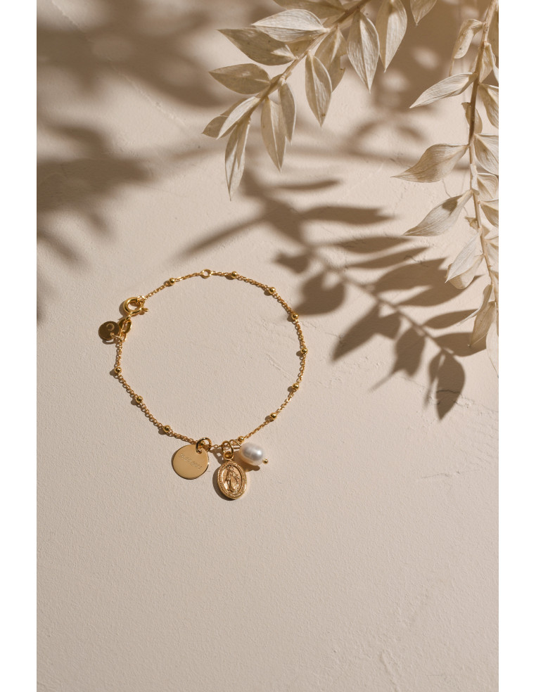 Bracelet multi médailles gravées, perle & vierge Comptoir Doré