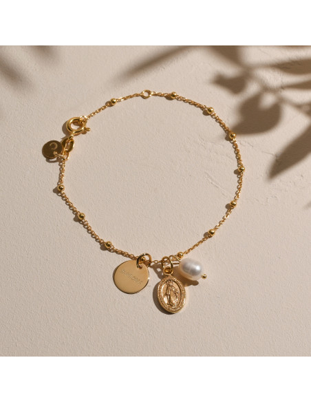 Bracelet multi médailles gravées, perle & vierge Comptoir Doré