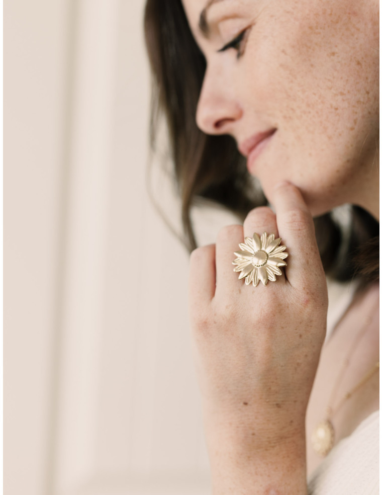 Bague dorée Marguerite - Comptoir Doré