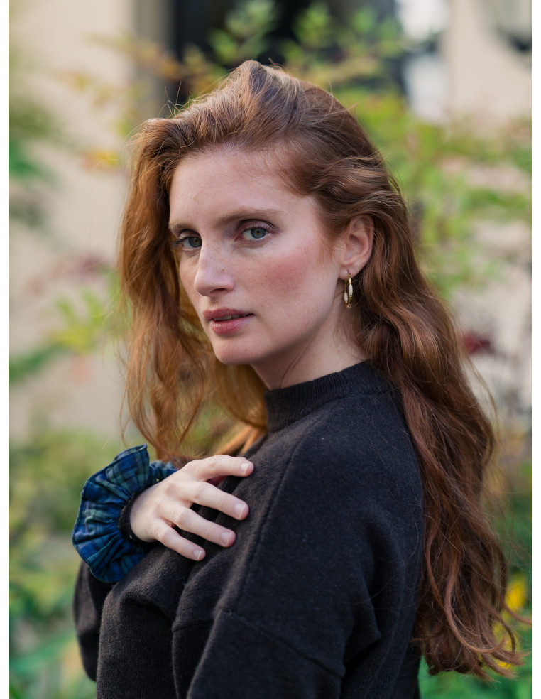 Créoles Alexia dorées et blanches - Clarance Bijoux - Comptoir Doré