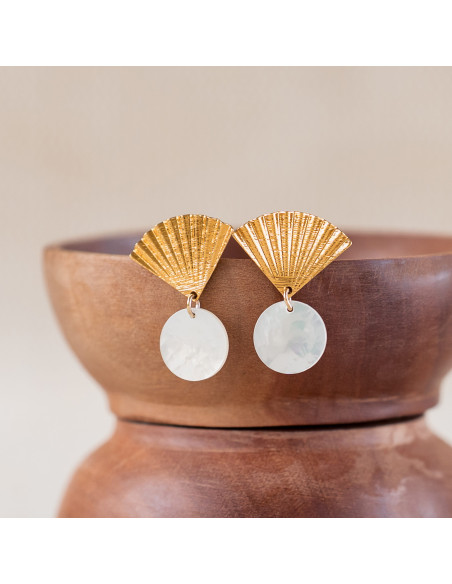 Boucles d'oreilles Emma plaqué or et nacre - Clarance Bijoux - Comptoir Doré