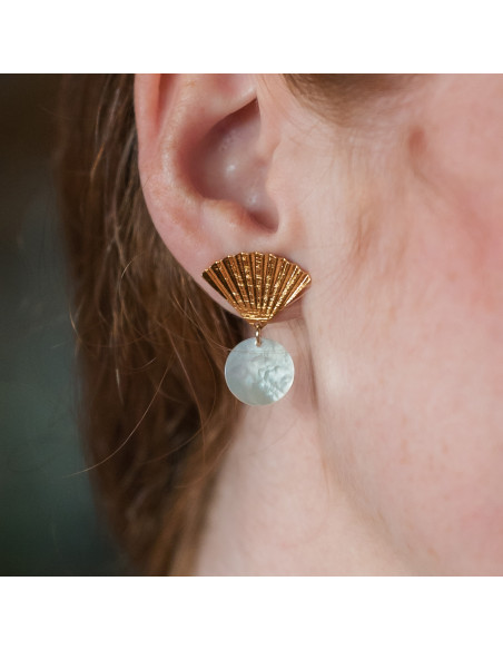 Boucles d'oreilles Emma plaqué or et nacre - Clarance Bijoux - Comptoir Doré