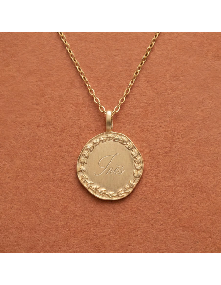 Collier médaille à graver dorée mate plaqué or - Comptoir Doré