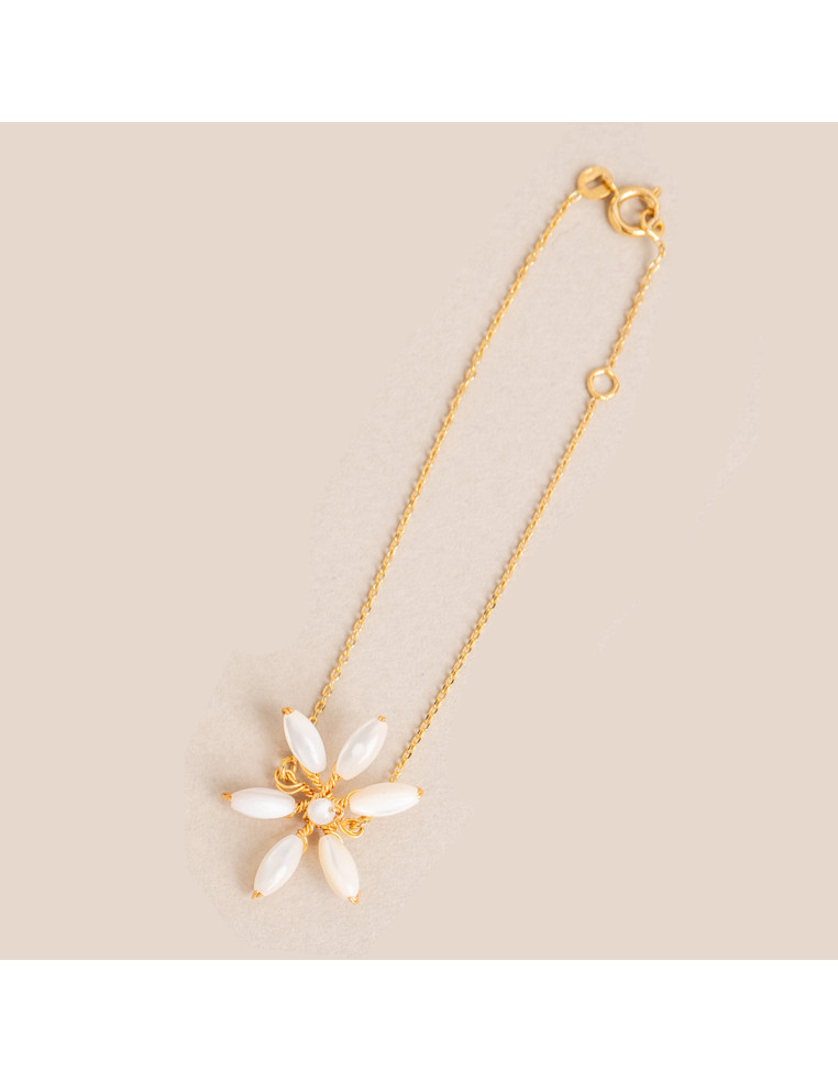 Bracelet mariée fleur de nacre Orea - Les Perles de Bastide - Comptoir Doré
