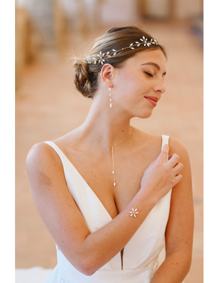 Bracelet mariée fleur de nacre Orea - Les Perles de Bastide - Comptoir Doré