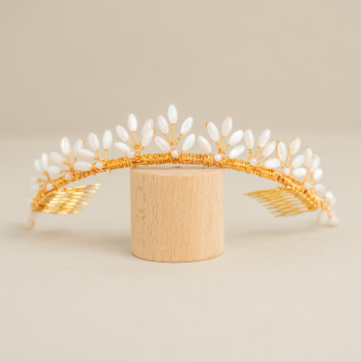 Tiare Capucine – Diadème mariée en Nacre - Les Perles de la Bastide - Comptoir Doré