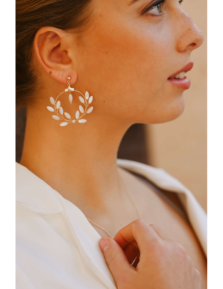 Créoles mariée perles de nacre Demeter – Les Perles de la Bastide - Comptoir Doré