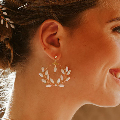 Créoles mariée perles de nacre Demeter – Les Perles de la Bastide - Comptoir Doré