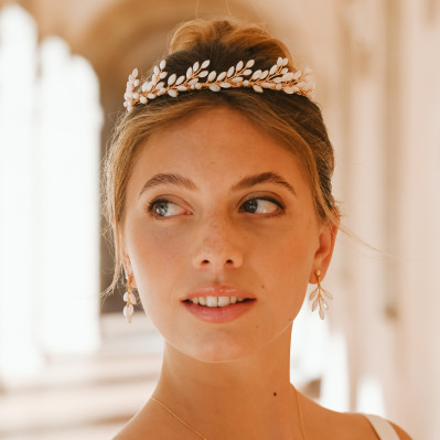 Tiare Demeter – Diadème mariée en nacre - Les Perles de la Bastide - Comptoir Doré