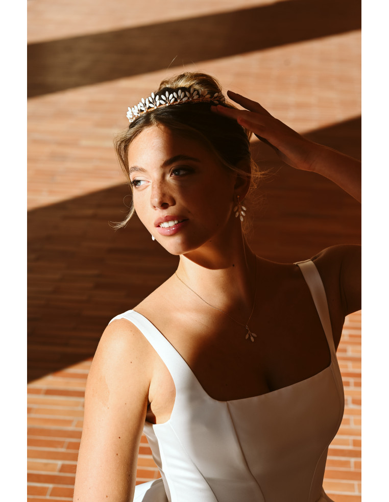 Tiare Demeter – Diadème mariée en nacre - Les Perles de la Bastide - Comptoir Doré