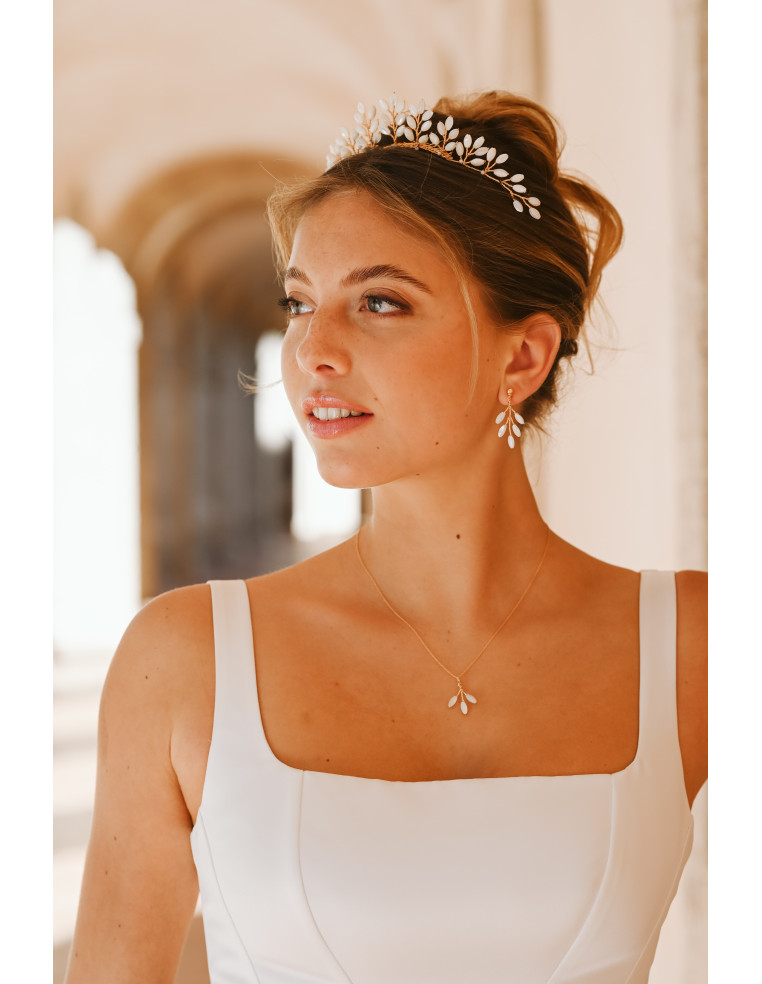 Boucles d'oreilles mariée nacre Demeter – Les Perles de la Bastide - Comptoir Doré