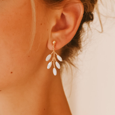 Boucles d'oreilles mariée nacre Demeter – Les Perles de la Bastide - Comptoir Doré