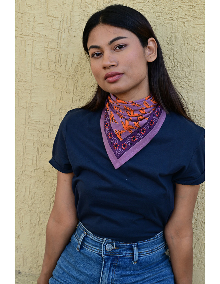 Petit foulard 50x50 cm Mercure Flame motifs oiseaux orange vif.