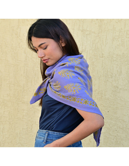 Grand foulard Galatie bleu horizon 100x100 cm en twill de coton indien.