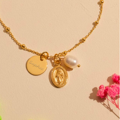Bracelet multi médailles gravées, perle & vierge Comptoir Doré