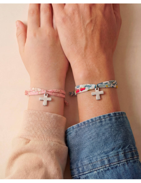 Bracelet Liberty croix argentée gravée Comptoir Doré