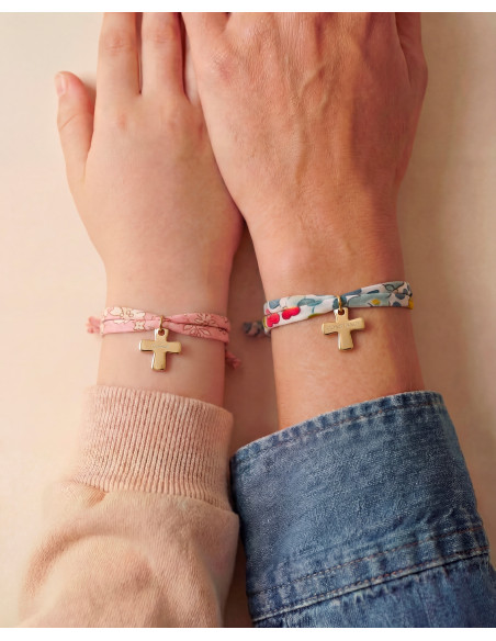 Bracelet Liberty croix dorée gravée Comptoir Doré