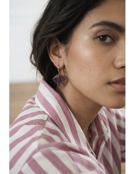 Boucles d'oreilles Yuna papillon pourpre - Un de ces quatre - Comptoir doré