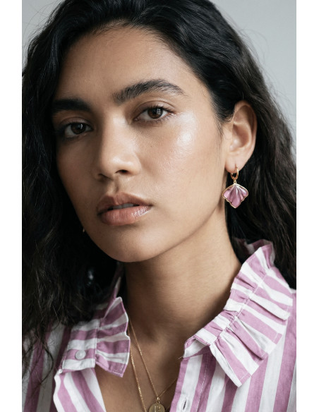 Boucles d'oreilles Yuna papillon pourpre - Un de ces quatre - Comptoir doré