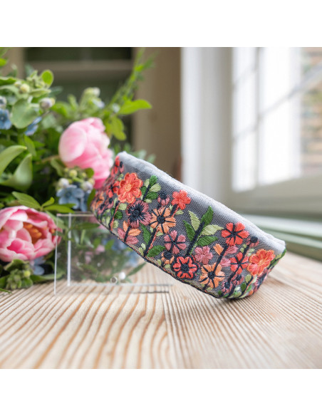 Serre-tête Mary Jane en tulle brodé motif floral - L'Otarie Club - Comptoir Doré