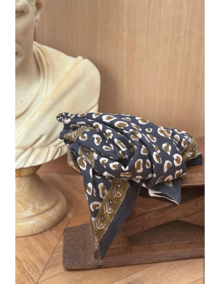 Grand Foulard Léopard Bleu marine - Byzantine APW - Comptoir Doré