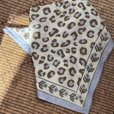 Grand Foulard Écru et Bleu ciel - Byzantine APW - Comptoir Doré