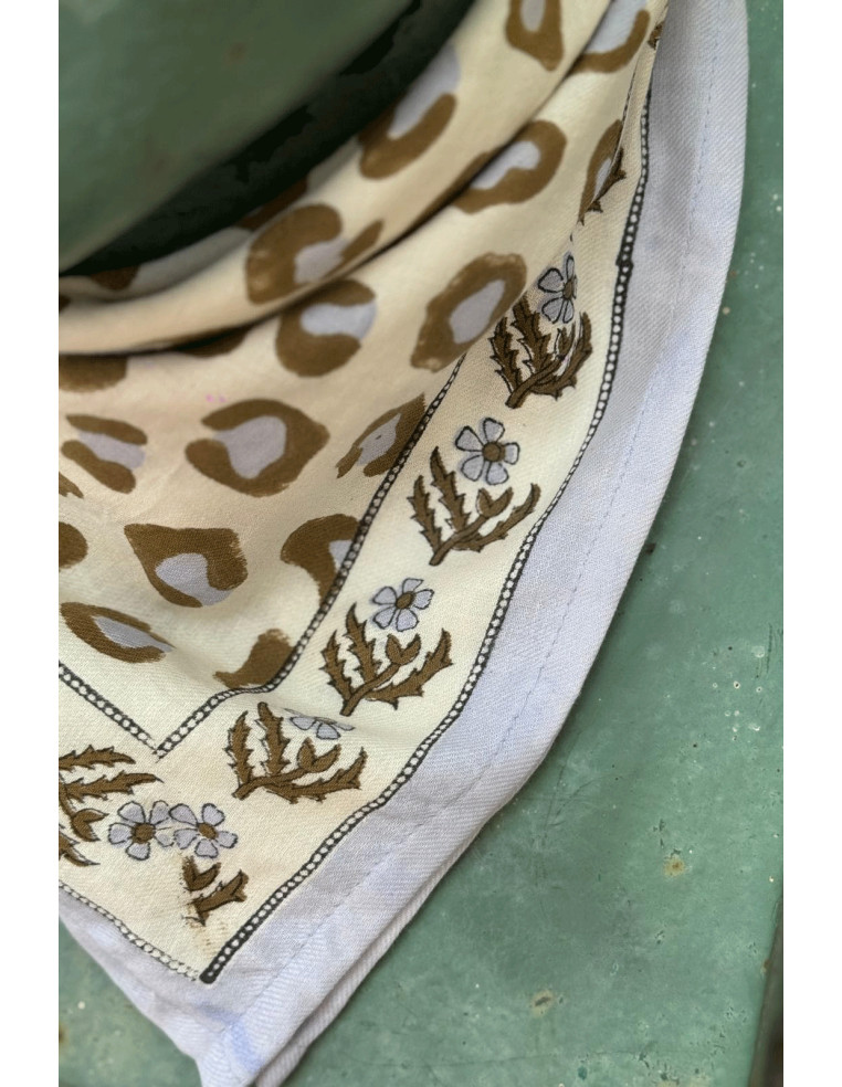 Grand Foulard Écru et Bleu ciel - Byzantine APW - Comptoir Doré