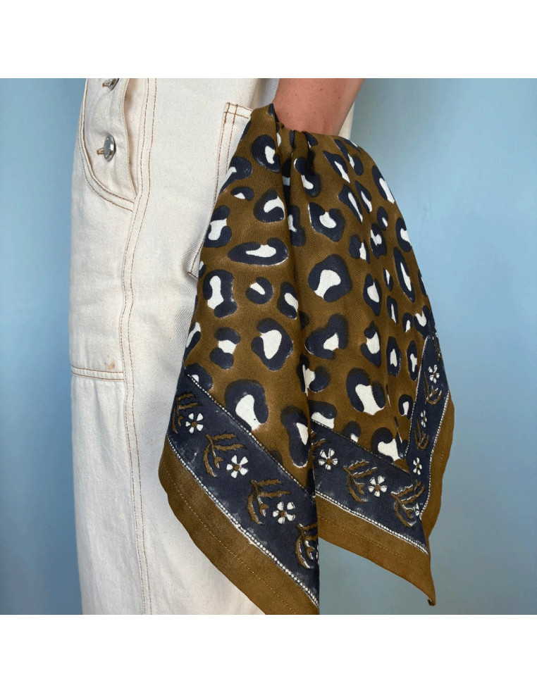 Grand Foulard Kaki - Byzantine APW - Comptoir Doré