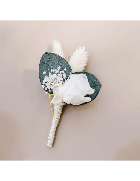 Boutonnière marié Eric fleurs stabilisées - L'Atelier de Clotilde - Comptoir Doré