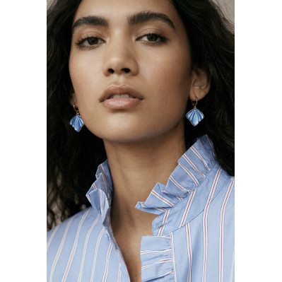 Boucles d'oreilles Yuna papillon bleu - Un de ces quatre - Comptoir doré 2