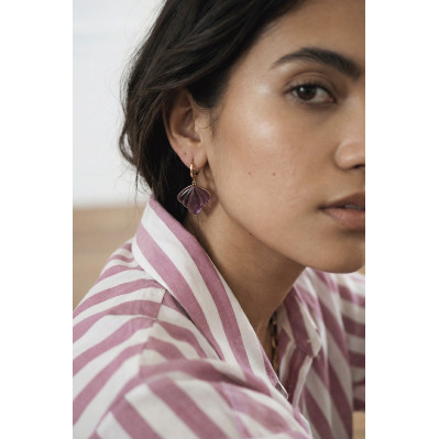 Boucles d'oreilles Yuna papillon pourpre - Un de ces quatre - Comptoir doré 2