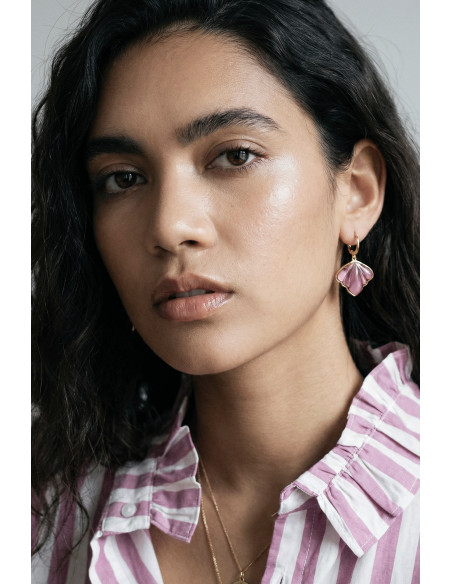 Boucles d'oreilles Yuna papillon pourpre - Un de ces quatre - Comptoir doré