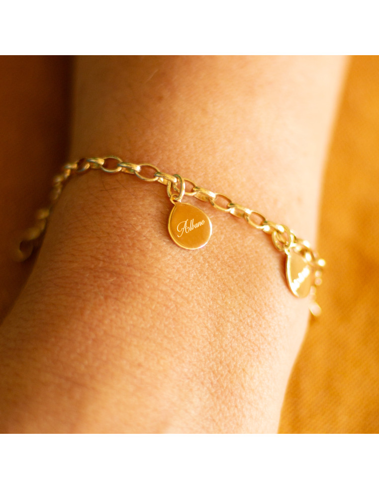 Bracelet chaîne maille et 1 à 10 médailles dorées gravées - Comptoir Doré